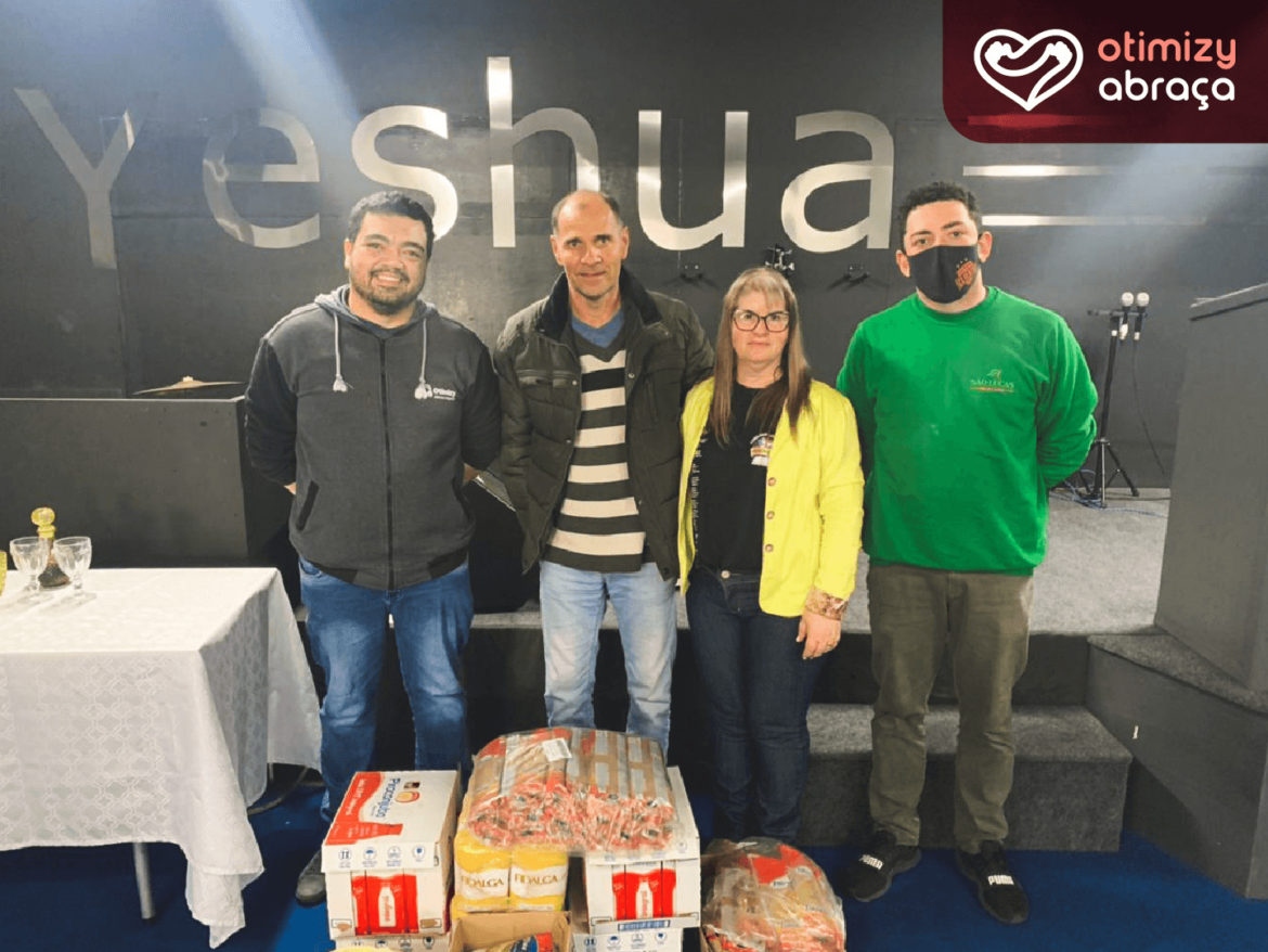 Projeto Otimizy Abraça doa mais de 100 kg de alimentos para Comunidade Graça e Paz